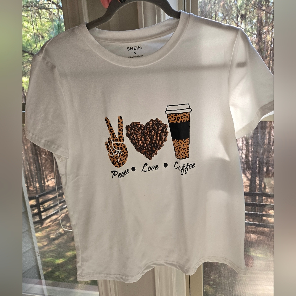 🌟SHEIN White Tee with Leopard Coffee Graphic Size Small
